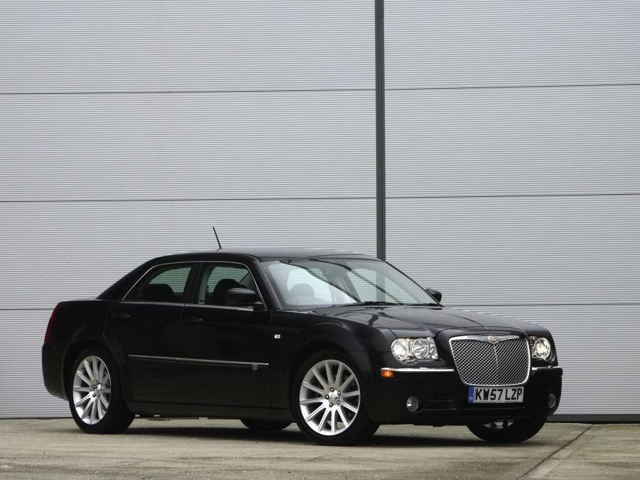  Chrysler 300C CRD SRT-Design 2008 года  (фото 13 из 21)